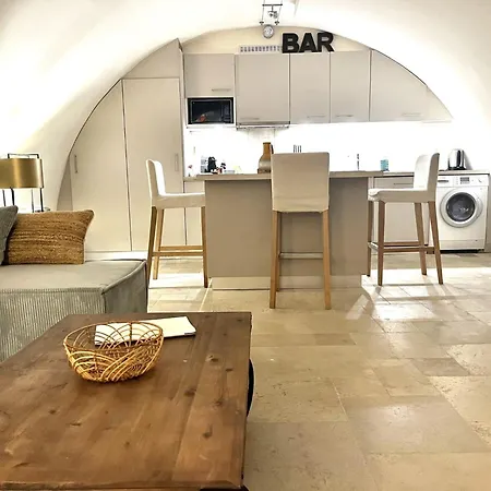 Originelle Maisonettewohnung Im Historischen Zentrum By Interhome 아파트 쎙뜨호뻬